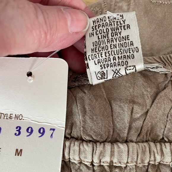 Cute Options Boho Cottagecore Tan Embroidered Tank/Camisole top, Size M - NWT - Picture 8 of 8